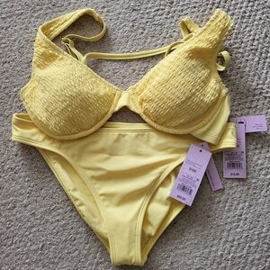 SMOCKED UNDERWIRE D/DD YELLOW BIKINI SET (NWT) 💛